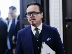 "Walka idzie o to, żeby nie zabrakło paliwa na stacjach". Minister zabiera głos