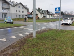 Dwa poranne wypadki na DK94. Potrącenie 15-latki i poważne utrudnienia pod Rzeszowem