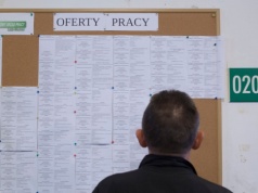 Przez lata na bezrobociu. Liczba takich osób szybko rośnie