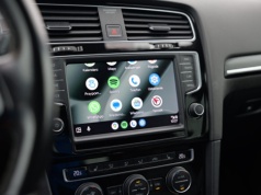 Bezprzewodowe Android Auto za grosze. Rozwiązuje problem wielu kierowców