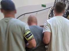 Włamał się do mieszkania w Krakowie. Policja zatrzymała 45-latka