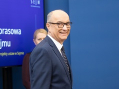 „U NAS MOŻNA ĆPAĆ I PIĆ". Szokujące nagranie z Czarzastym w Przyjaciołach Republiki