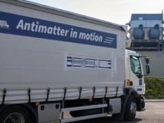 Transport wart kilka biliardów dolarów. Historyczna chwila w CERN