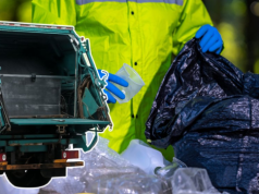 Od 1 kwietnia wyższe opłaty za śmieci. Samorządy oskarżają system kaucyjny