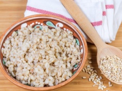 Ma mnóstwo żelaza, ale większość z nas gotuje ją źle. Przez to traci smak