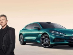 Padł ostatni bastion brytyjskości. James Bond w reklamie chińskiej marki