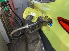 Tak zmienią się ceny paliw po interwencji rządu. Mamy najnowsze prognozy