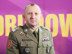 Gen. Gromadziński wprost: Zagraża nam zachwianie całego globalnego rynku wymiany tow…