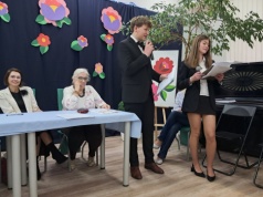 Konkurs Recytatorski pod hasłem „Mnie ta ziemia od innych droższa…” w miejskiej bibliotece