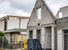 Budowa domu w 2026 droższa niż kiedykolwiek. Ile trzeba dziś wydać?