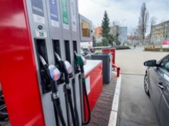 Sejm za szybką obniżką akcyzy na paliwa. Przynajmniej do czerwca