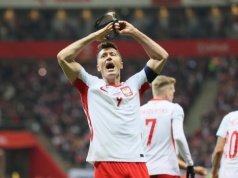 "Dalej chcą Lewandowskiego, prowadzą rozmowy. Zapłacą mu, ile oczekuje"