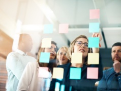 Warszawa: rosną płace, ale zatrudnienie lekko spada. Nowe dane za luty