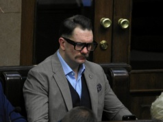 O czym myślał Łukasz Mejza, kiedy zbierał punkty karne? Poseł pogrążył wysiłki polityków