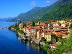 Włoska wycieczka nad Jezioro Maggiore za 949 PLN 🏛️🌊 Loty i 3* hotel ze śniadaniami 🇮🇹☀️