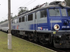 Pociąg nagle się zatrzymał, ewakuacja pasażerów. Wszystko przez tajemniczy bagaż