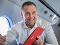 Nawrocki podpisał ustawy ws. paliw. Wiemy, kiedy Polacy zobaczą zmiany na stacjach