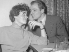 QUIZ PRL. Miłosne hity PRL: Pamiętasz słowa?