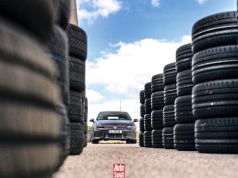 Wielki test opon całorocznych. Sprawdziliśmy aż 60. Oto najlepsze i najgorsze