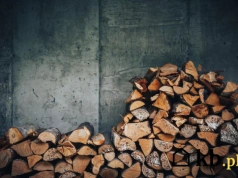 Ile waży m3 drewna opałowego? Praktyczna tabelka