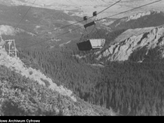 Powstała w 227 dni i do dziś robi wrażenie. Jest najpopularniejszą atrakcją Tatr