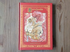 „Haerelands" – trzy opowieści, które rozbudziły mój apetyt na więcej