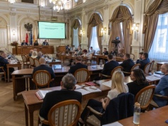 Apelują o mniejsze klasy i lepszą jakość nauczania