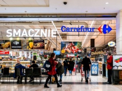 Koniec znanego supermarketu. Duża sieć "zwija się" z Polski