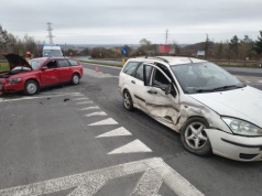 Zderzenie dwóch pojazdów, jeden kierowca po spożyciu alkoholu