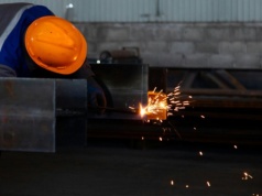 Sektor obronny ratuje polską branżę metalową. Ale próg wejścia to prawdziwe piekło