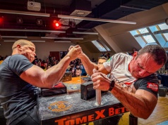 Racibórz areną krajowej rywalizacji. Na zamku trwają XXVI Mistrzostwa Polski w Armwrestlingu