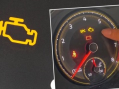Jak skasować check engine bez komputera? Prosty sposób z TikToka