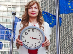 Zmiana czasu na letni: Dziś w nocy tracimy godzinę. Na tym jednak nie koniec