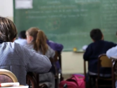 Egzaminy ósmoklasistów po nowemu. Pomoc oferuje nietypowy nauczyciel