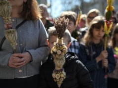 "Radość miesza się ze smutkiem". Niedziela Palmowa rozpoczyna Wielki Tydzień