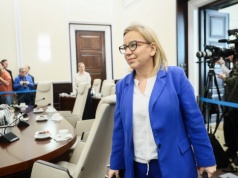 Jest wniosek o odwołanie Hennig-Kloski. To pierwsza wspólna inicjatywa konkurujących partii