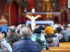Czy trzeba iść do kościoła w Wielkanoc? Jak to wygląda w praktyce