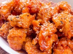 Jest soczysty i aromatyczny. Robię na szybki obiad zamiast nudnych filetów w panierce