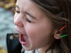 Nie terapia dla dziecka, lecz dla rodzica. Psychoanalityczka mówi, co naprawdę pomaga