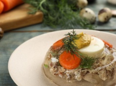 W PRL-u gościły na stole na każdej imprezie. Ja robię zawsze na Wielkanoc