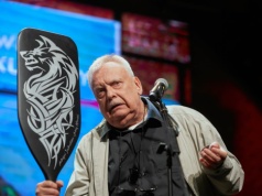 Andrzej Sapkowski o kryzysie czytelniczym. "Książka nie może kosztować więcej niż pół litra wódki"