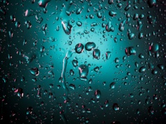 Przy tej zaporze woda robi coś, czego nie powinna. Fizykę da się tu pomylić z magią