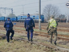 Kradzieże metali, nielegalna migracja – mundurowi chronili obszary kolejowe