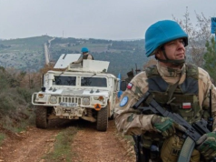 Wybuch miny pułapki w pobliżu HMMWV. Ranny polski żołnierz