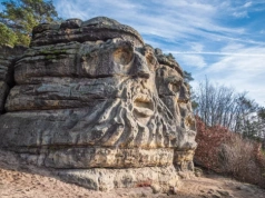 Blisko Polski i za darmo. „Diabelska” atrakcja przyciąga turystów