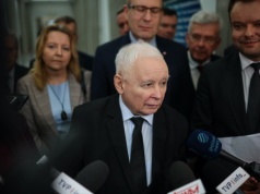 Prezes PiS: Wygrana Orbana wpisałaby się w wielką zmianę