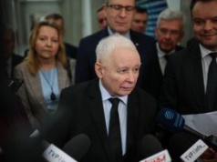 Kaczyński komentuje wybory na Węgrzech. Mówił o upadku UE