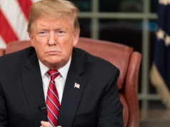 Trump dla "Financial Times": chciałbym przejąć ropę z Iranu