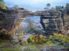 Tylko 50 km od granicy, a widoki jak z bajki. Nawet filmowcy je docenili