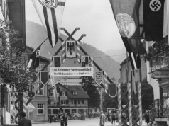 Na początku Oberstdorf nie popierał nazistów. "Dopiero po spaleniu Reichstagu uwierzył propagandzie"